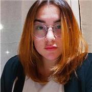 studentessa frequentante il primo anno all'università di Verona offre lezioni di matematica fino alla quinta superiore